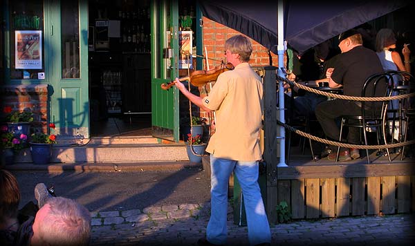 FolkPort Live