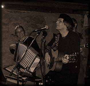 FolkPort Live