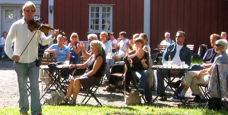 FolkPort Live