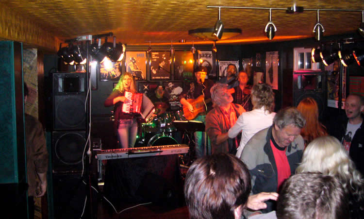 FolkPort Live