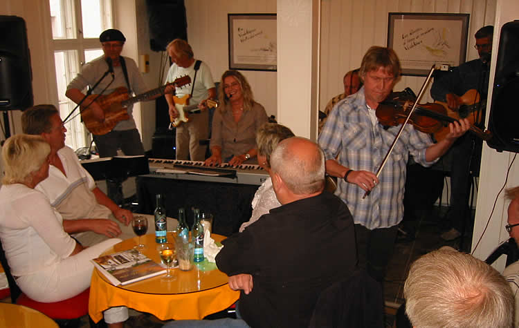 FolkPort Live