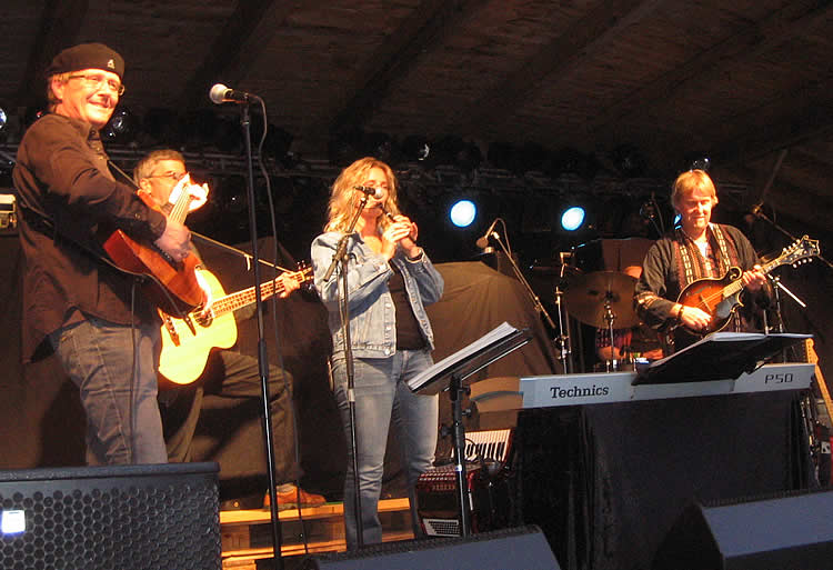 FolkPort Live