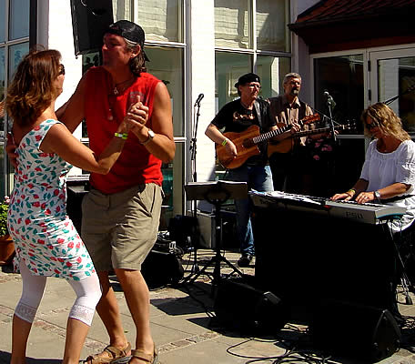 FolkPort Live