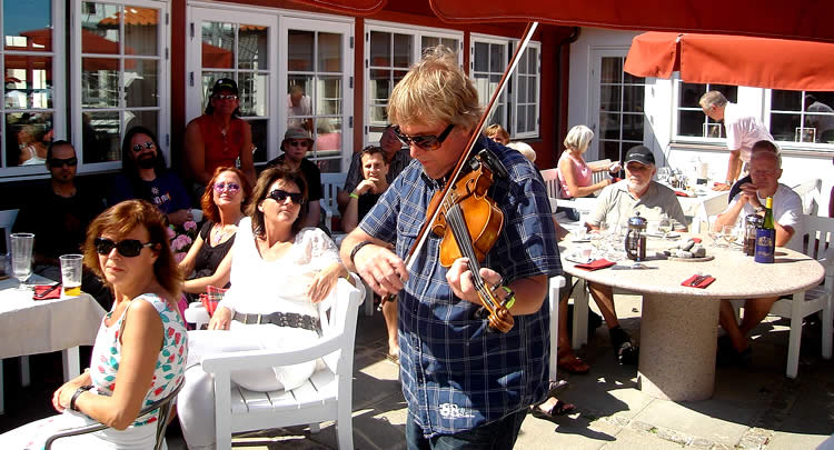 FolkPort Live