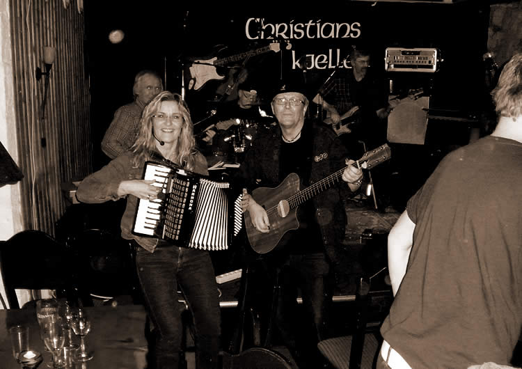 FolkPort Live