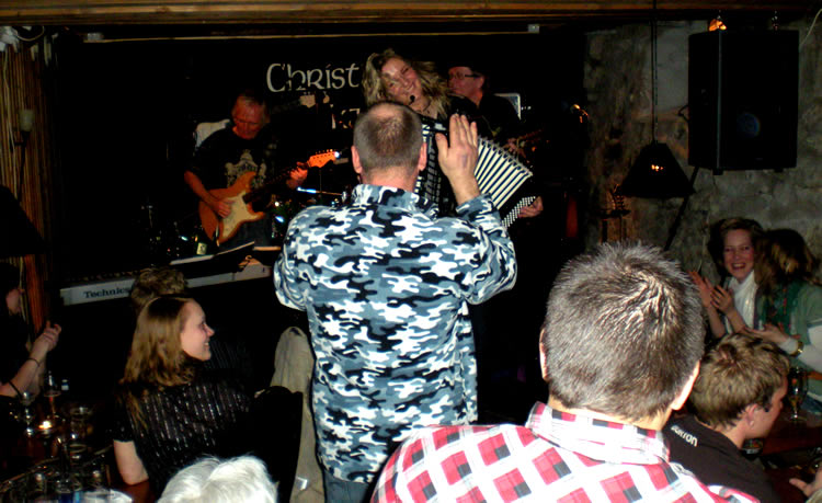 FolkPort Live