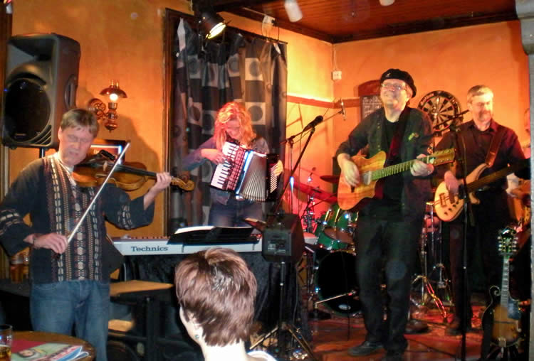 FolkPort Live