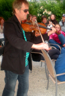 FolkPort Live