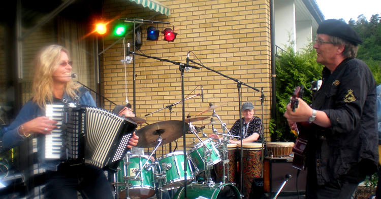 FolkPort live
