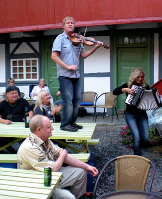 FolkPort Live