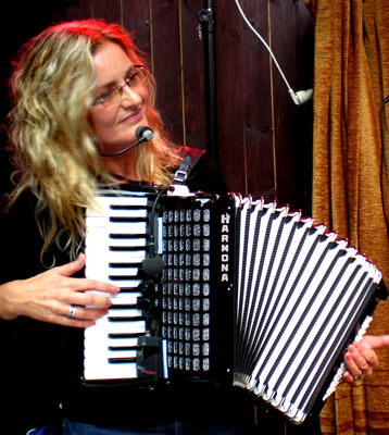 FolkPort Live