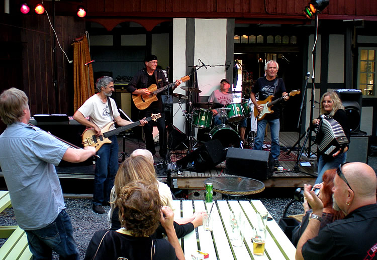 FolkPort Live