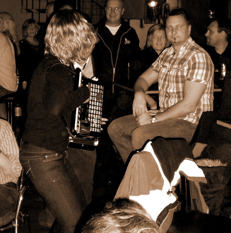 FolkPort Live