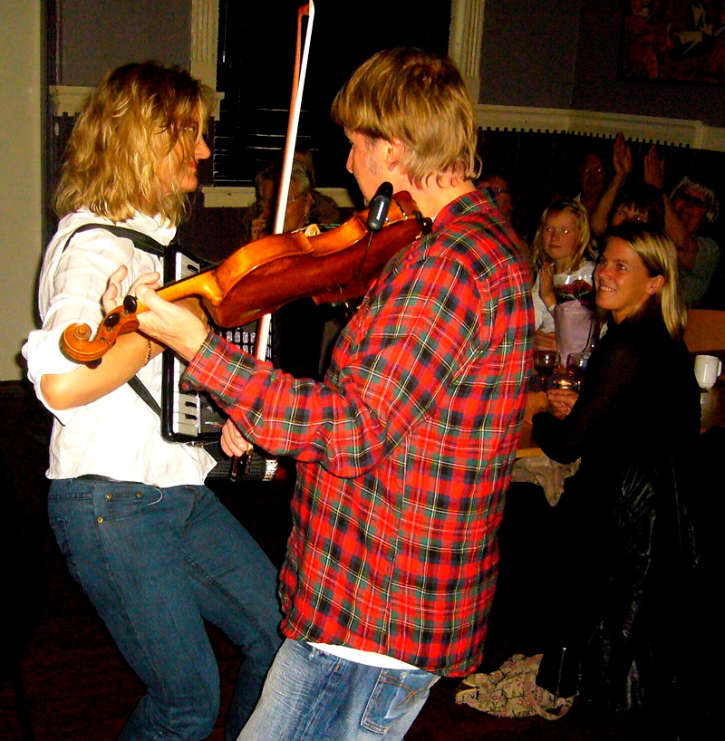 FolkPort Live