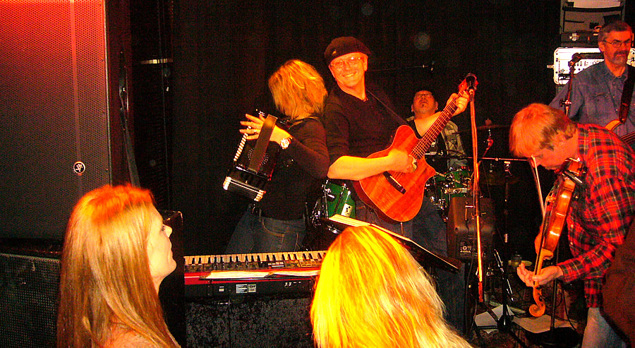 FolkPort Live