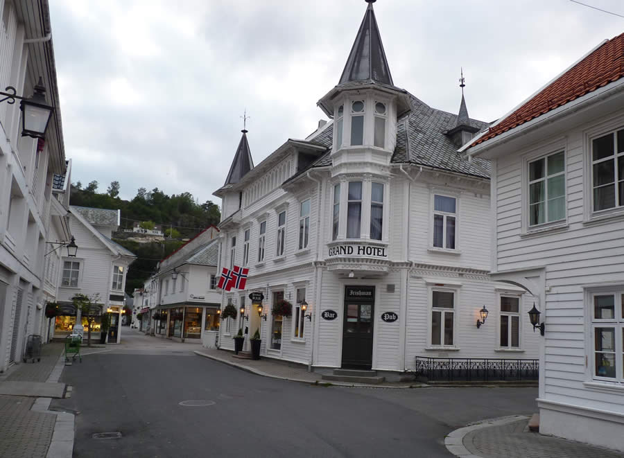 FolkPort Live