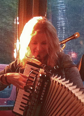 FolkPort Live
