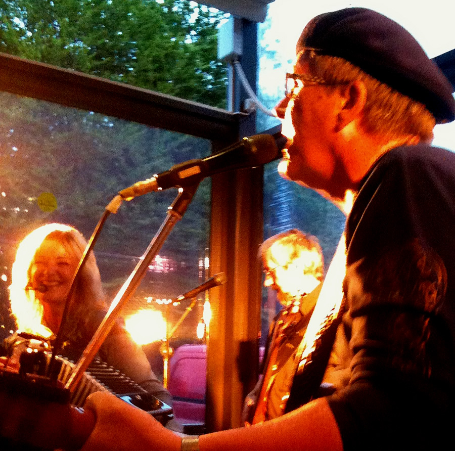 FolkPort Live