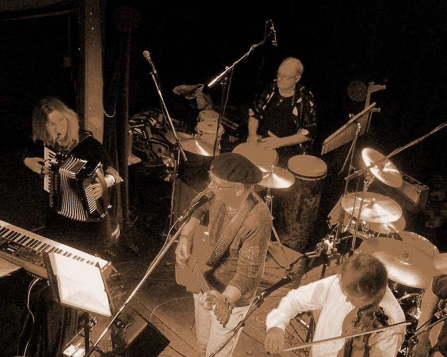 FolkPort Live