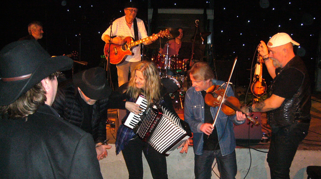 FolkPort Live