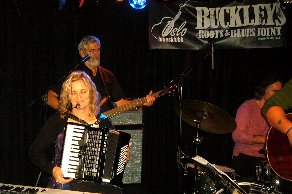 FolkPort Live