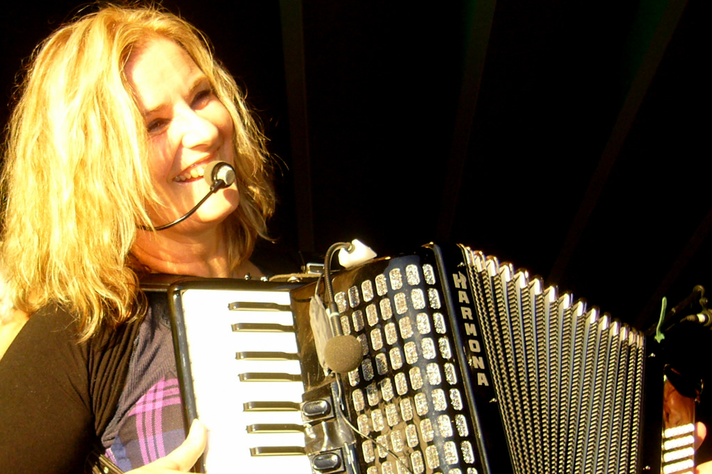 FolkPort Live