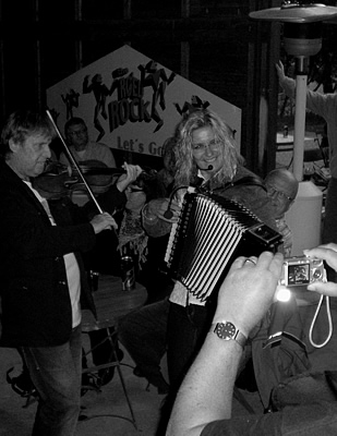 FolkPort Live